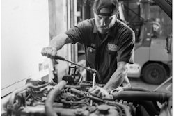 13 Step Plan To Boost Tech Efficiency from Fullbay